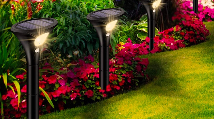 Faretti solari per illuminare il tuo giardino senza fili